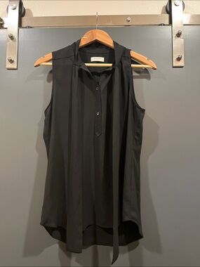 Aritzia Babaton Sleeveless Neck Tie Shirt